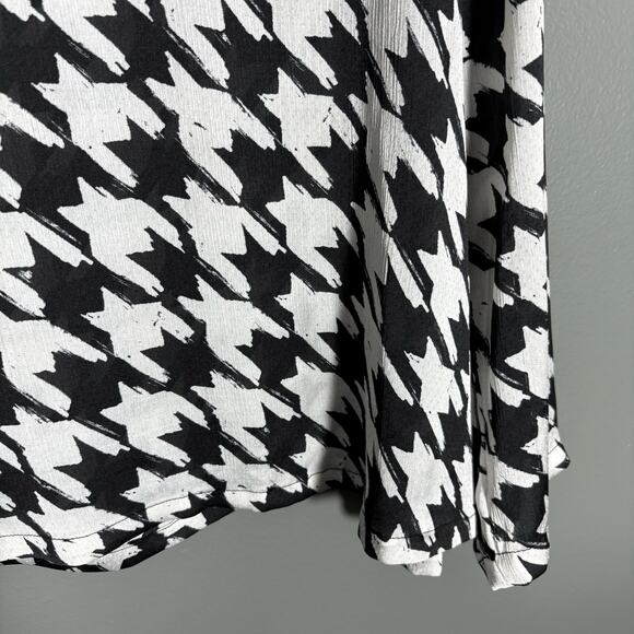 MNG Mango Women's Retro Glam Houndstooth Blouse - Size 12 - Preppy Long Sleeve - Picture 3 of 6